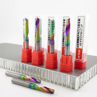 What milling cutter is used for cutting aluminum honeycomb panels